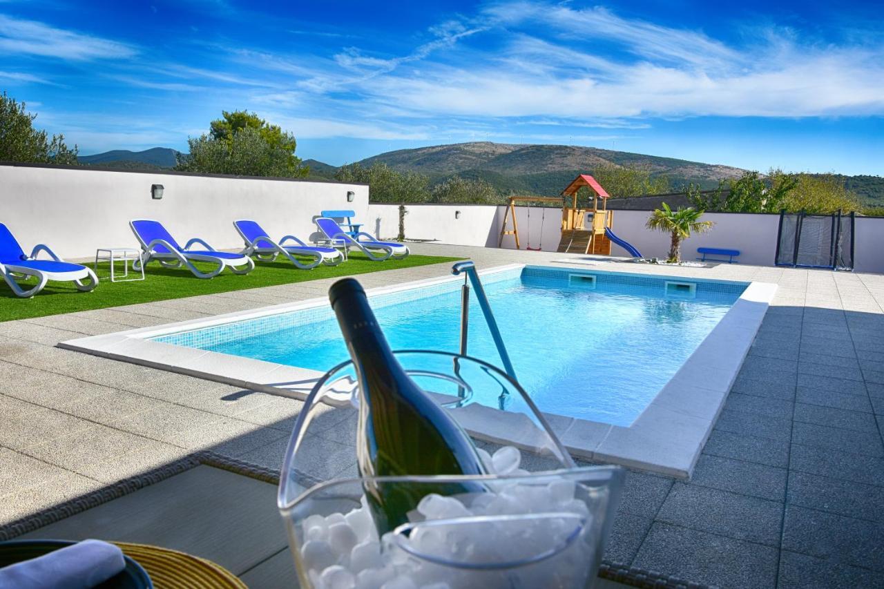 שיבניק Resort Renjeland מראה חיצוני תמונה